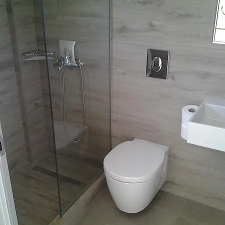 Aparthotel Lola's