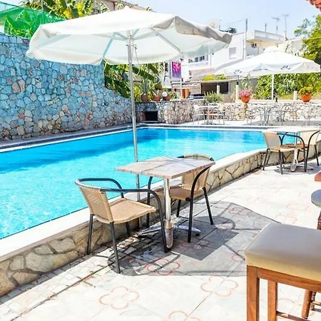Lola's Aparthotel Platanias (Crete)