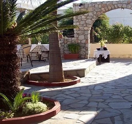 Lola's Platanés