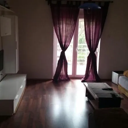 Lola's Appart hôtel 2*